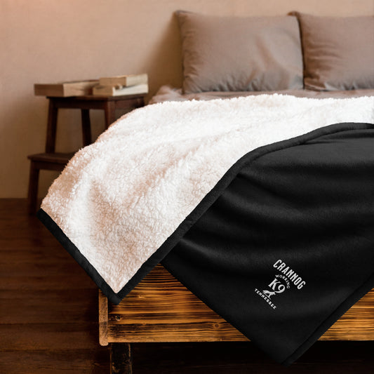 Crannog WK9, Premium Sherpa Blanket